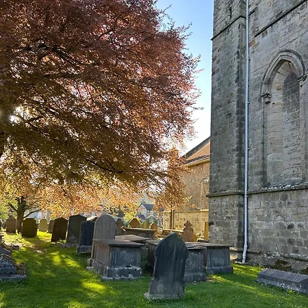 Kents Bank - Pet Friendly With Bay Views * Grange-over-Sands