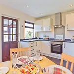 Kents Bank - Pet Friendly With Bay Views Grange-over-Sands