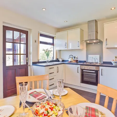 Kents Bank - Pet Friendly With Bay Views Grange-over-Sands