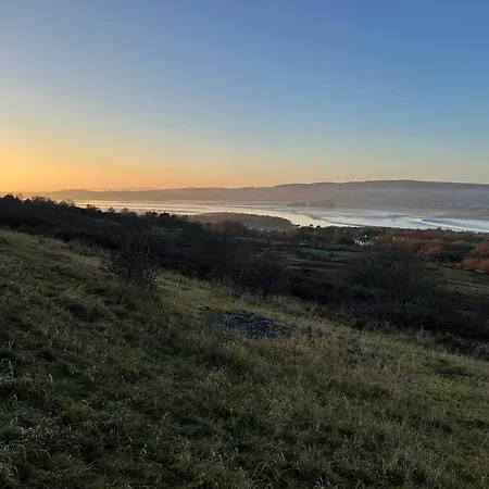 Kents Bank - Pet Friendly With Bay Views Grange-over-Sands