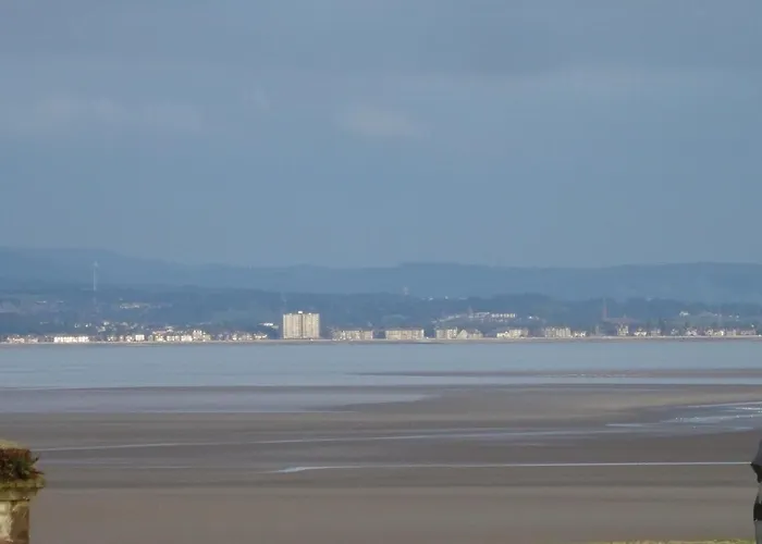 Kents Bank - Pet Friendly With Bay Views Nyaraló