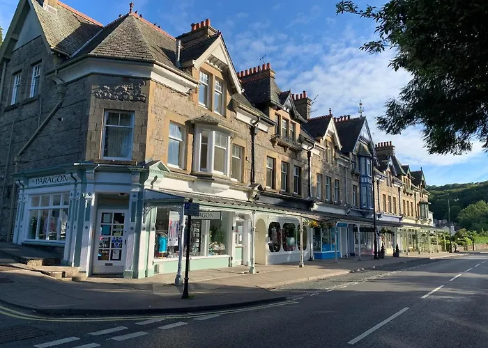 Kents Bank - Pet Friendly With Bay Views * Grange-over-Sands