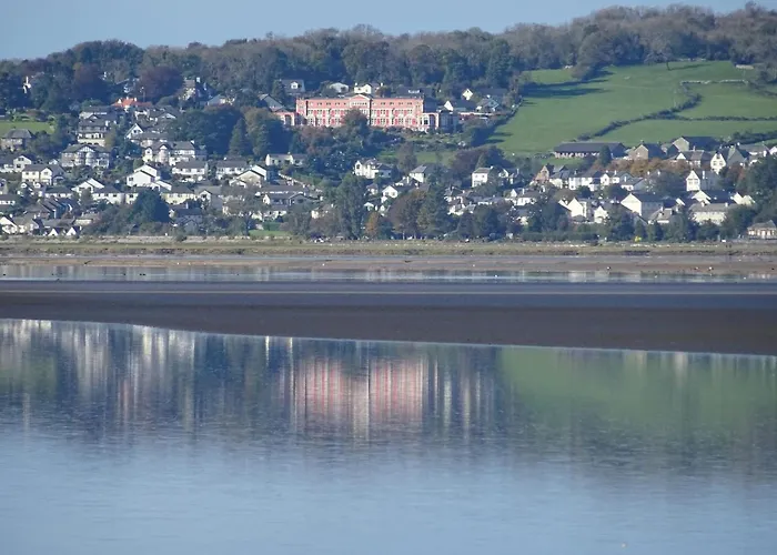 Kents Bank - Pet Friendly With Bay Views *