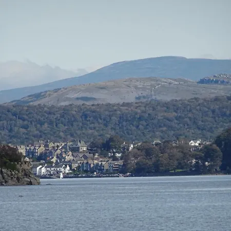 Kents Bank - Pet Friendly With Bay Views Holiday home Grange-over-Sands
